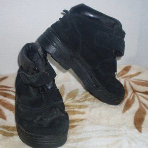 MOUNTAIN RIDGE | Girls Ankle Boots Black Size 2